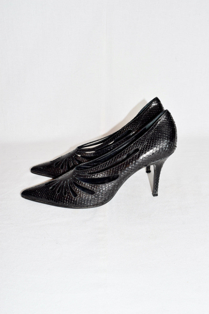 Veronique Branquinho pumps with cutout pattern AW06