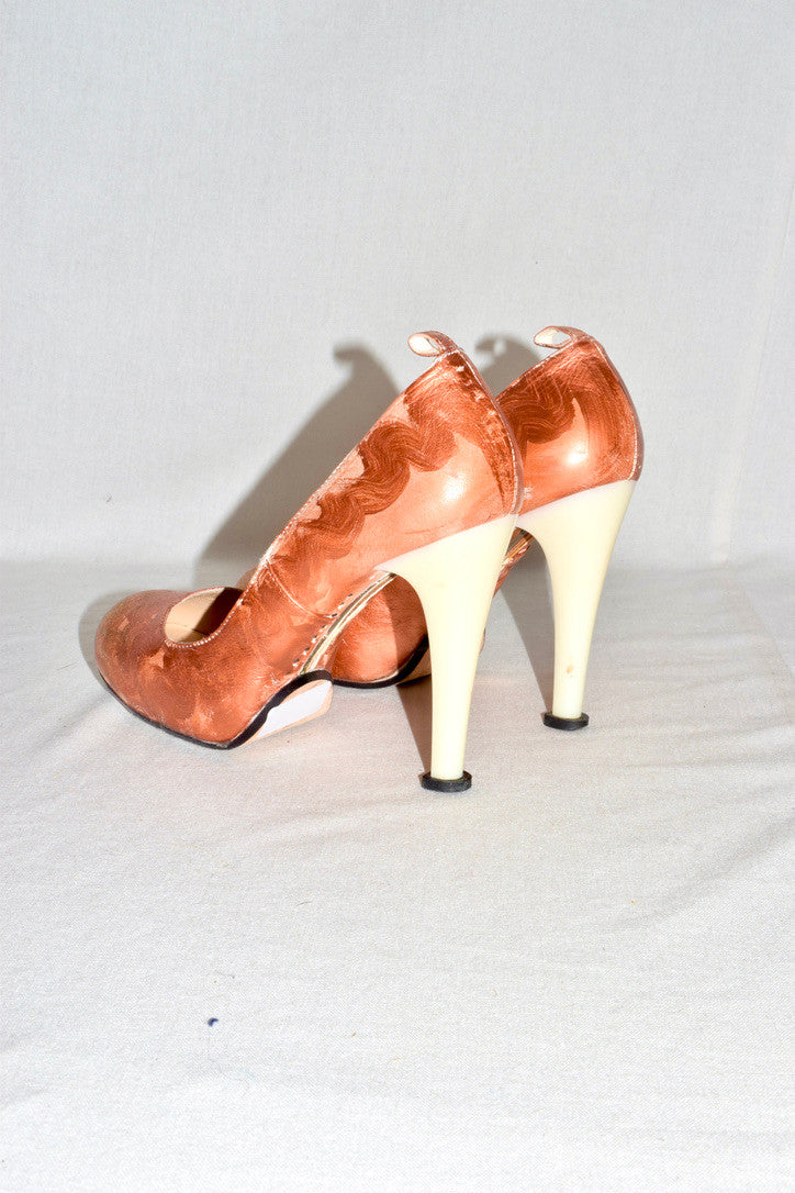 Biography By Strijbol & Engels painted pumps