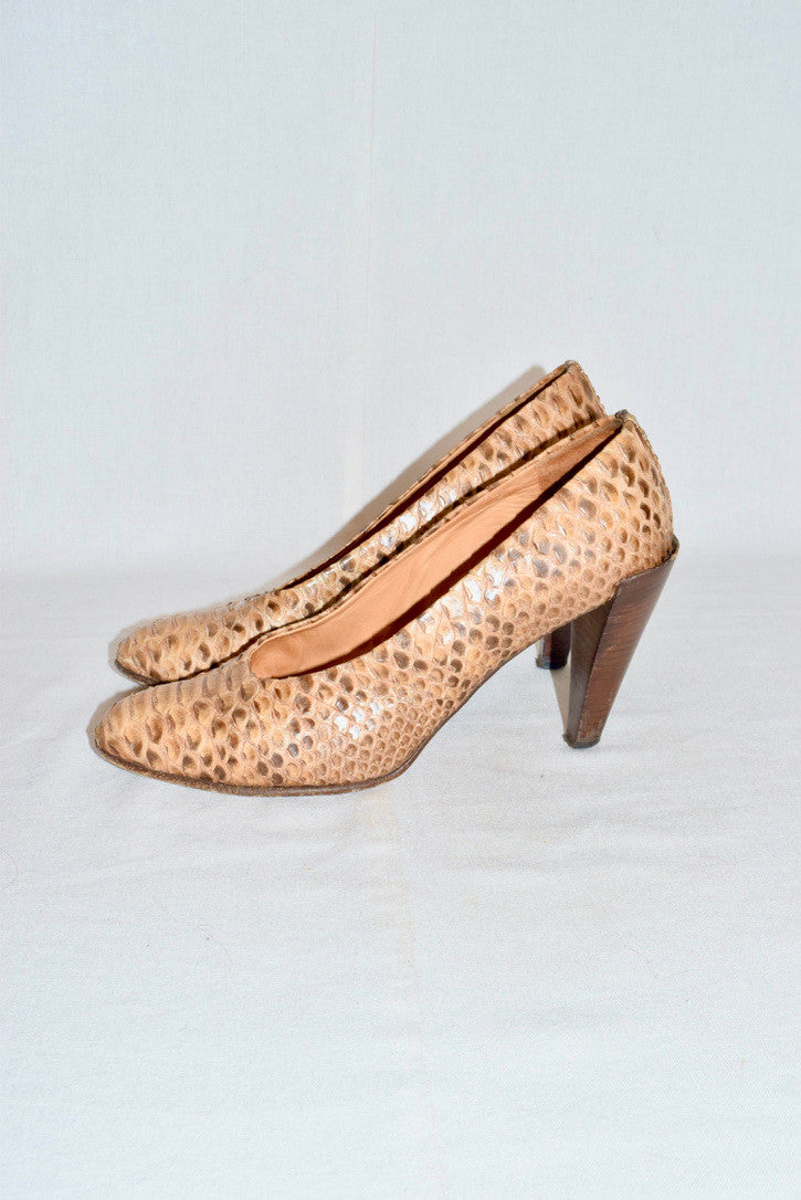 Veronique Branquinho snake pump