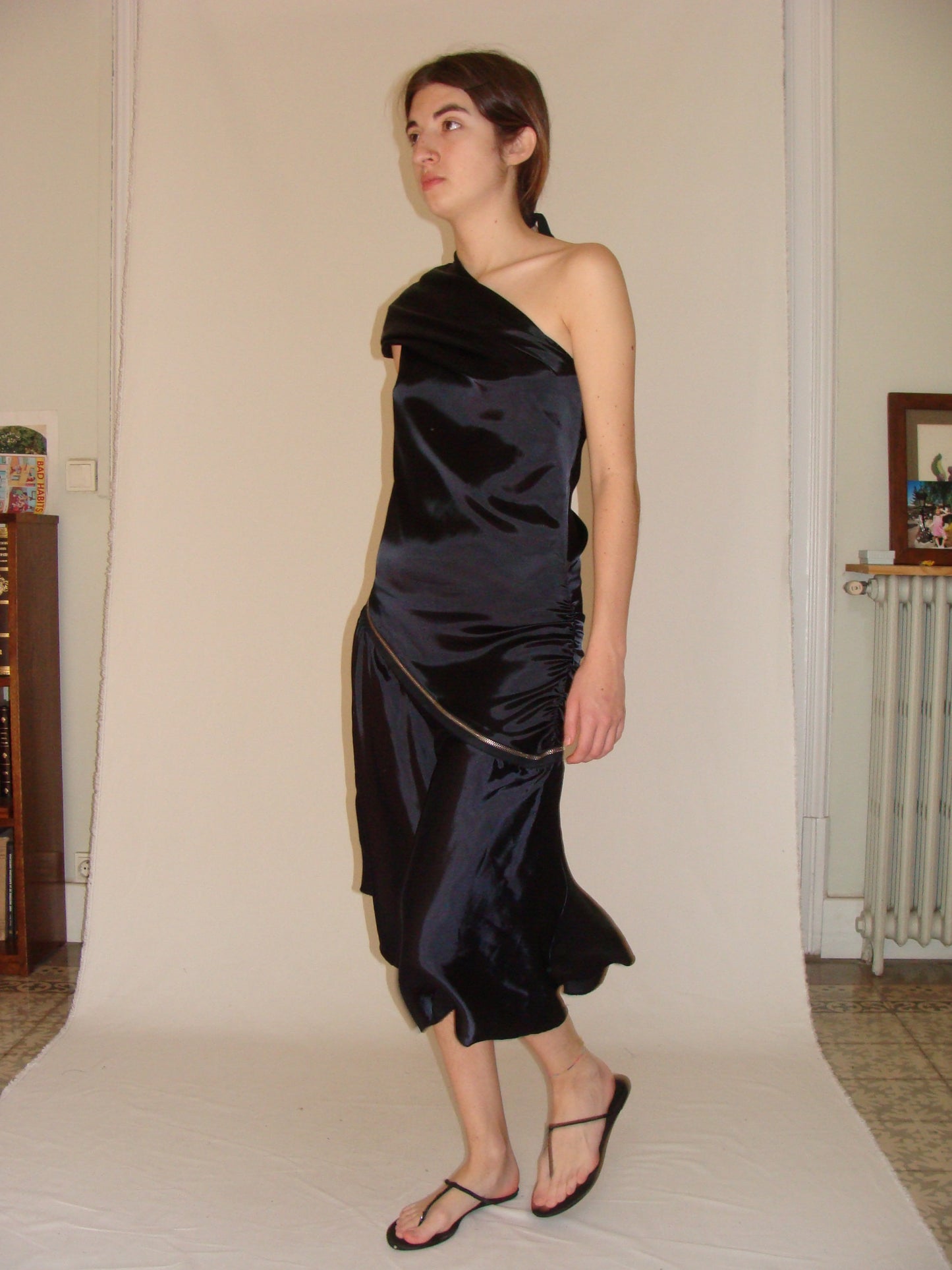Aurembiaix Asymmetric Lining Dress