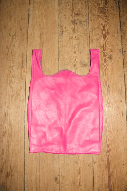 MM6 Hot pink tote
