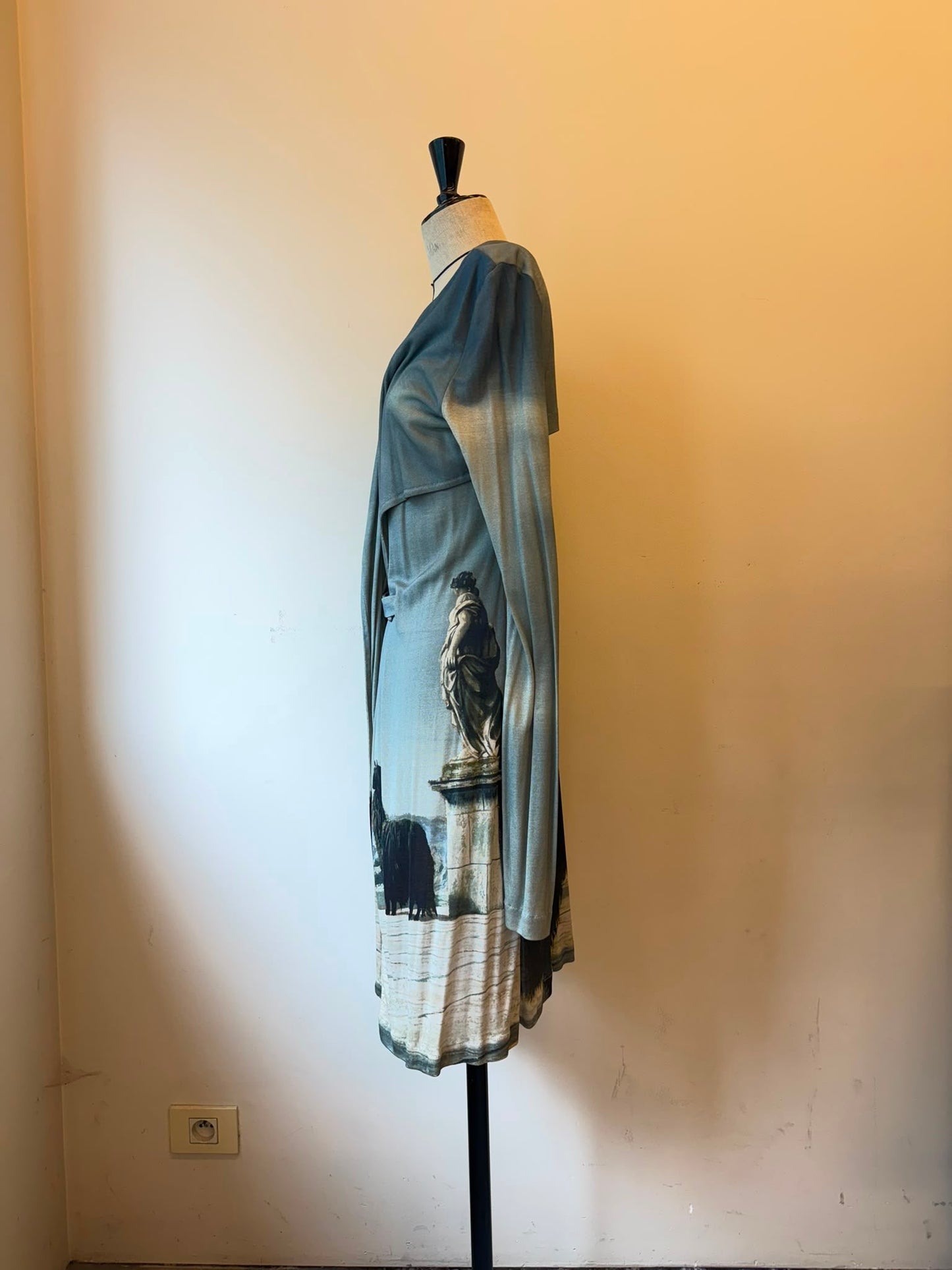 A moment in touch Lama dress