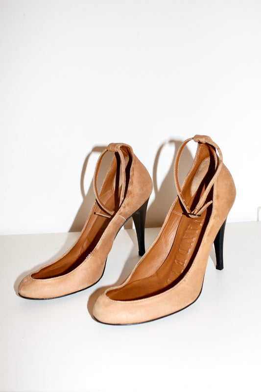 A.F. Vandevorst toe pumps SS10