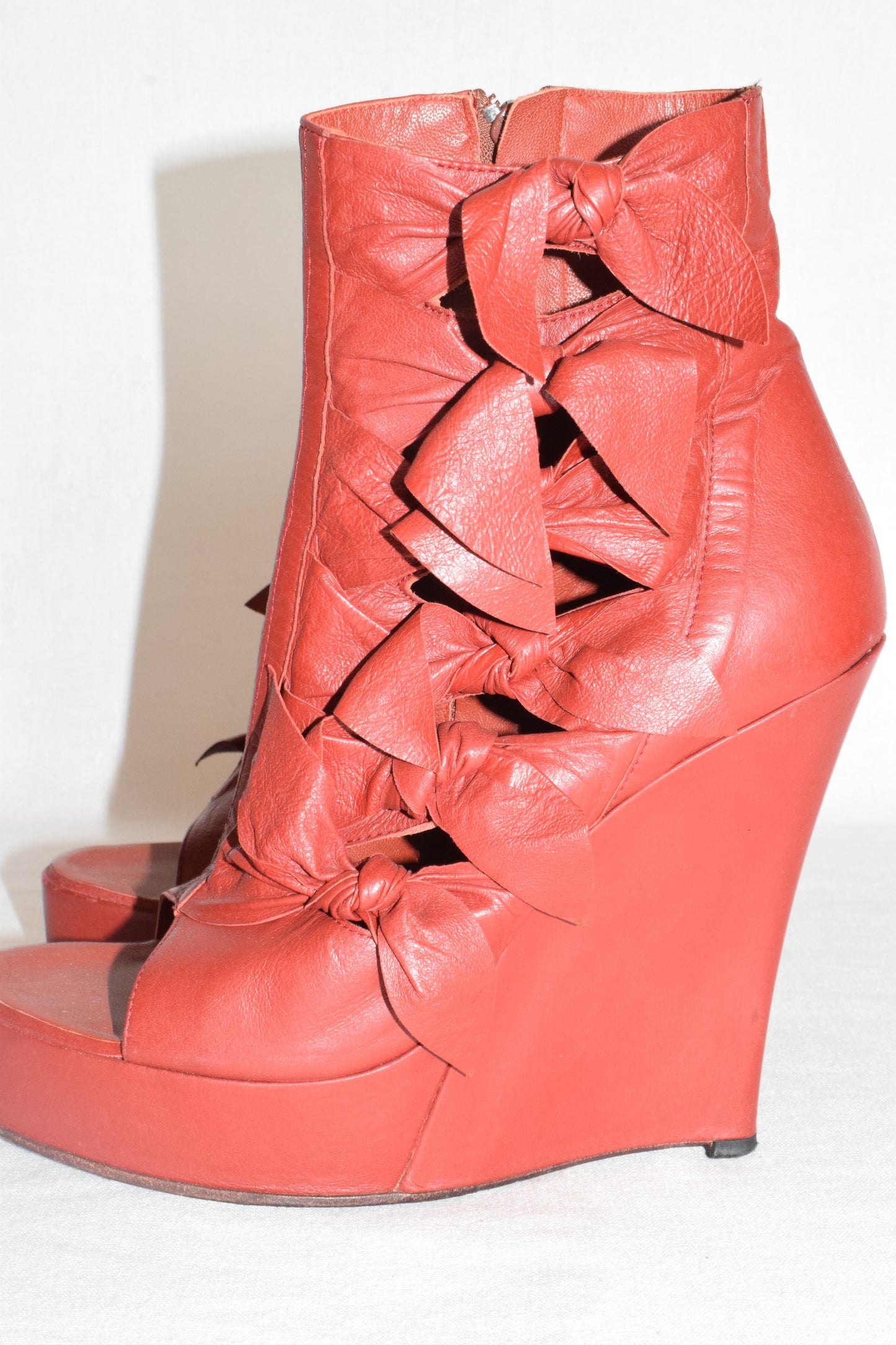 A.F. Vandevorst bowtie wedge SS12