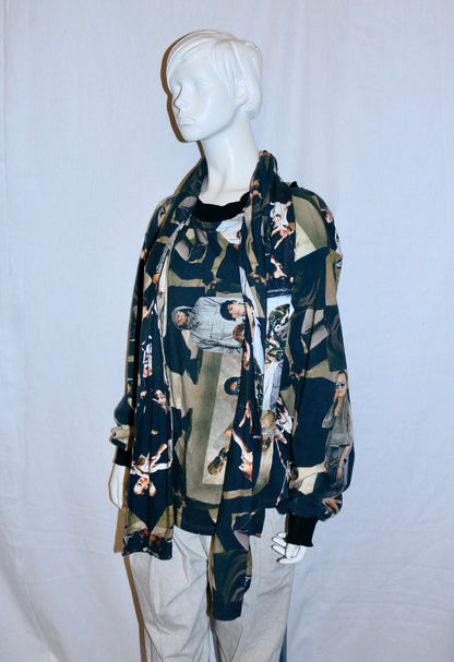 BLESS N°40 crowd print wrap cardigan