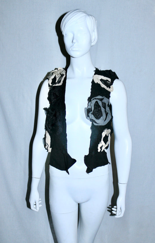 Comme Des Garçons vest